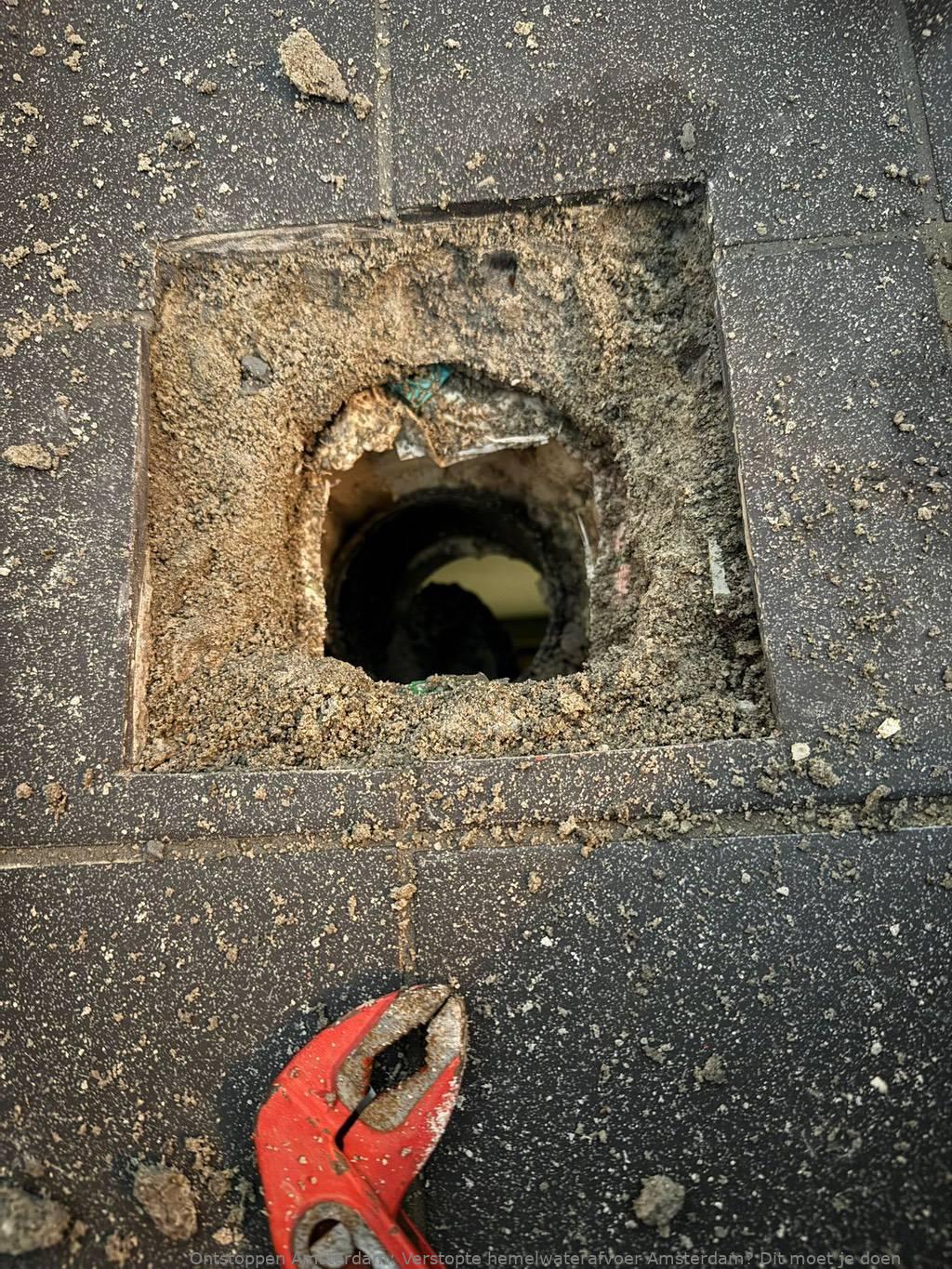 Verstopte hemelwaterafvoer Amsterdam? Dit moet je doen